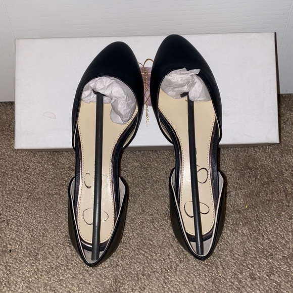 Jessica Simpson Luvinia Ballet Flats - Picture 2 of 6